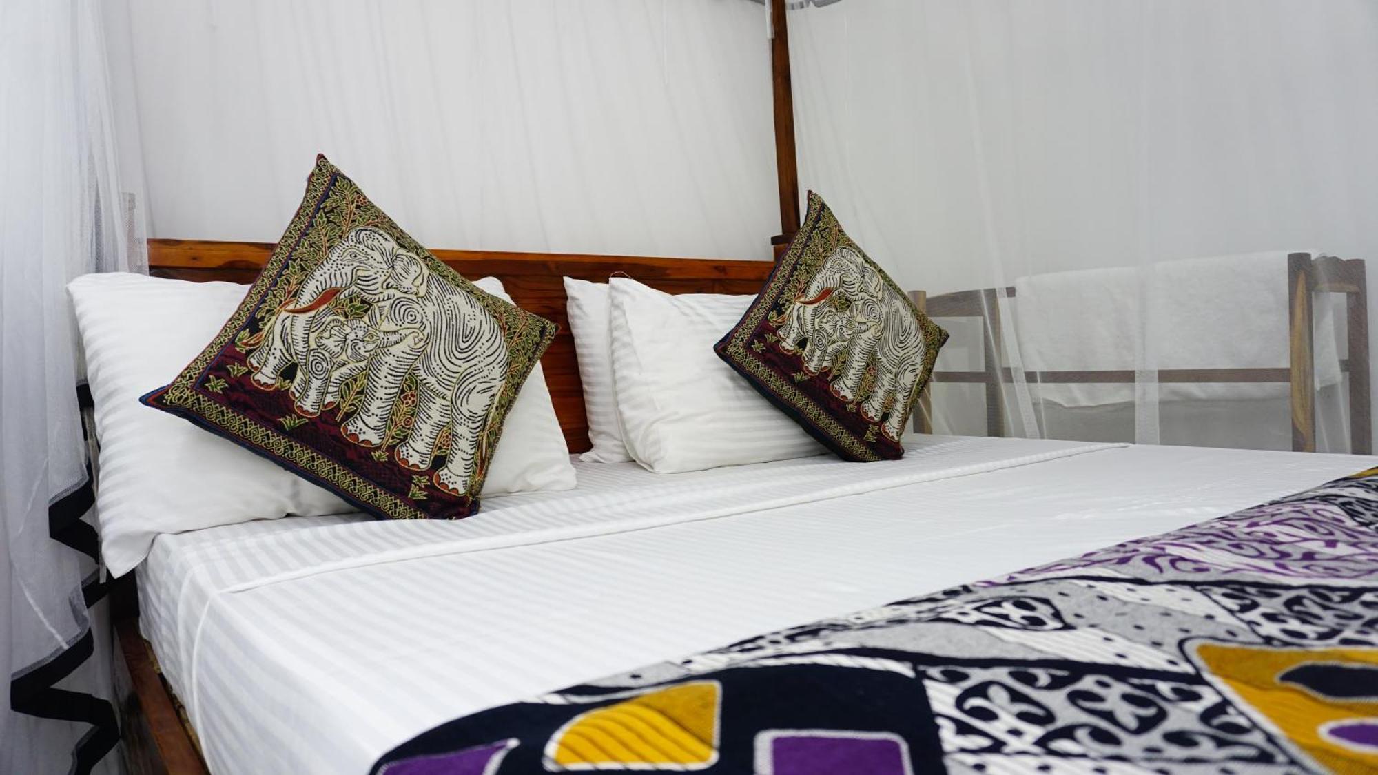 Namal Homestay Σιγκιρίγια Εξωτερικό φωτογραφία